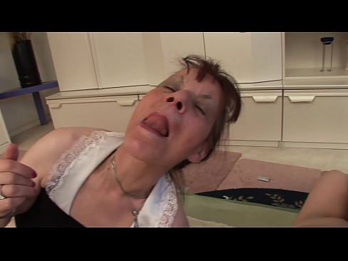 ❤️ Dve babici in en dedek imajo seks v troje ️ Porn video pri nas sl.light2cloud.top ❌❤
